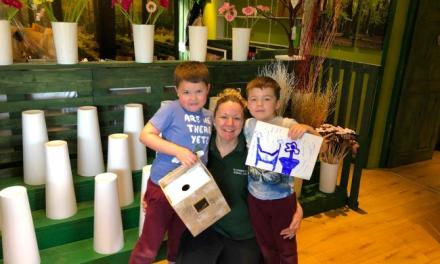 Florist speaks about heartbreak of delivering sympathy flowers during pandemic