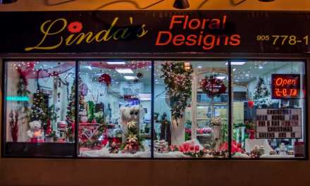 Linda’s Floral Designs wins best decorated window front contest (9 photos)