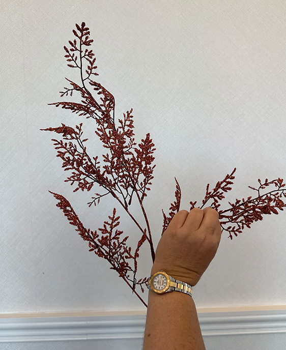 bend the faux flowers