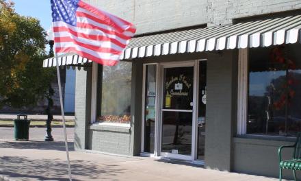 Bonham florist starts campaign to help stay afloat