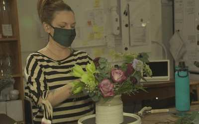 ‘Selling emotions’ helps Seattle florist stay in business through pandemic