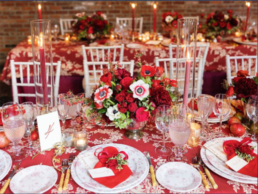 centerpiece in red