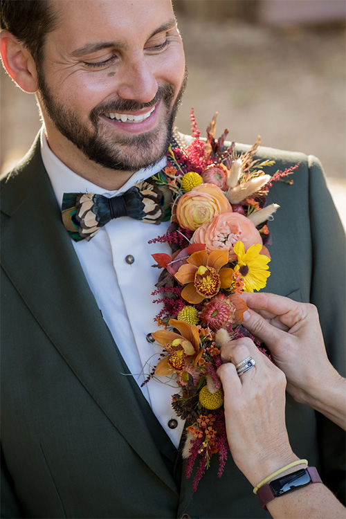 lapel flowers