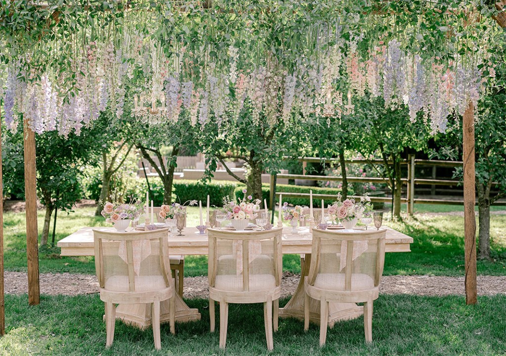 reception table florals