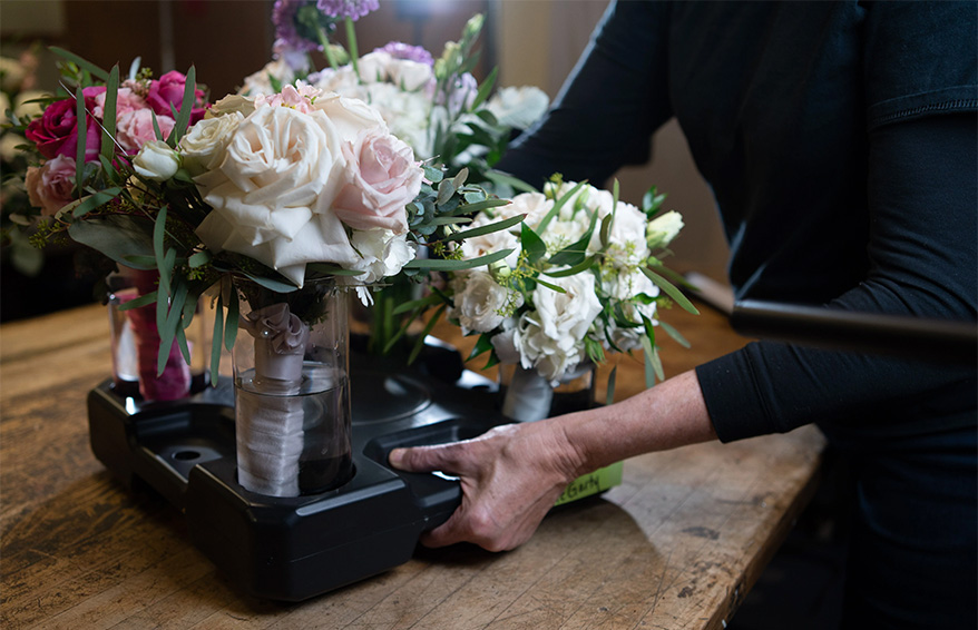 wedding bouquets in the caddy